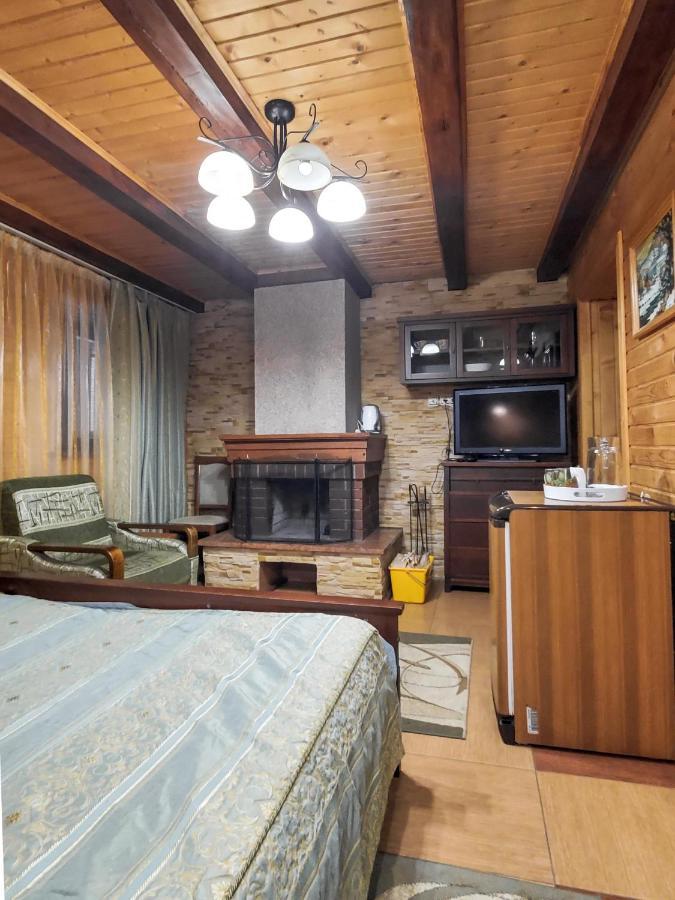 Elf-Cottage Tur'ya Paseka Ngoại thất bức ảnh