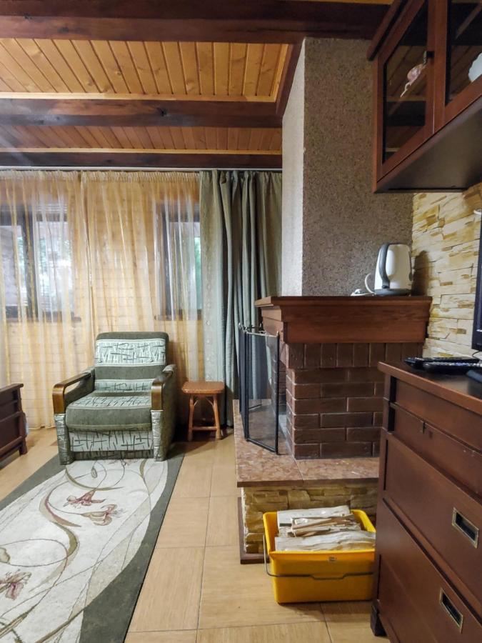 Elf-Cottage Tur'ya Paseka Ngoại thất bức ảnh