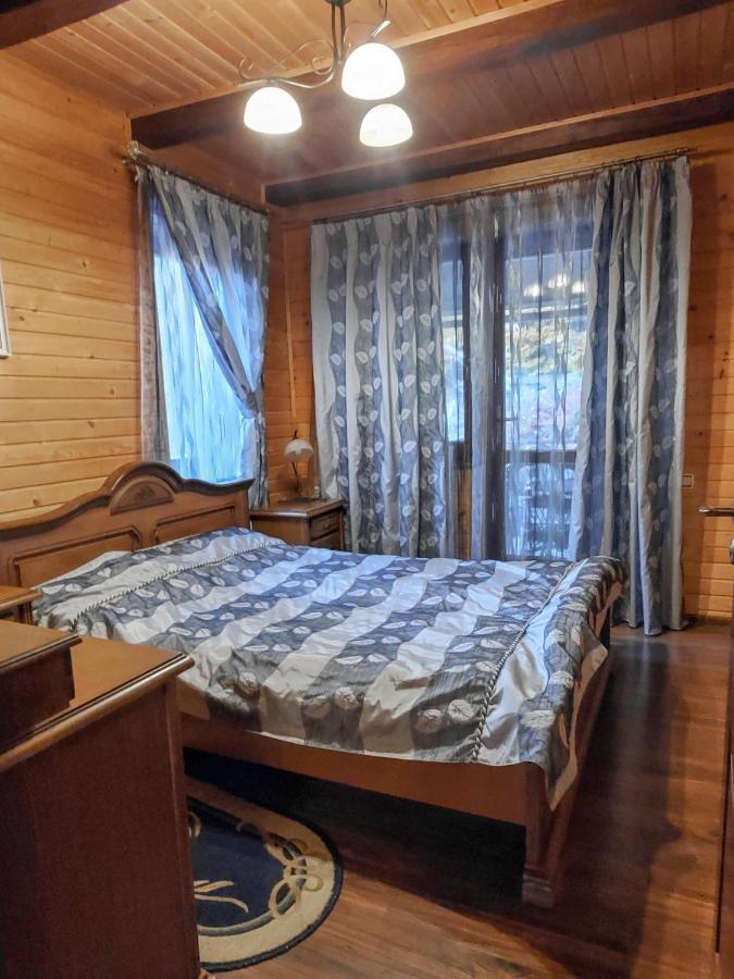 Elf-Cottage Tur'ya Paseka Ngoại thất bức ảnh