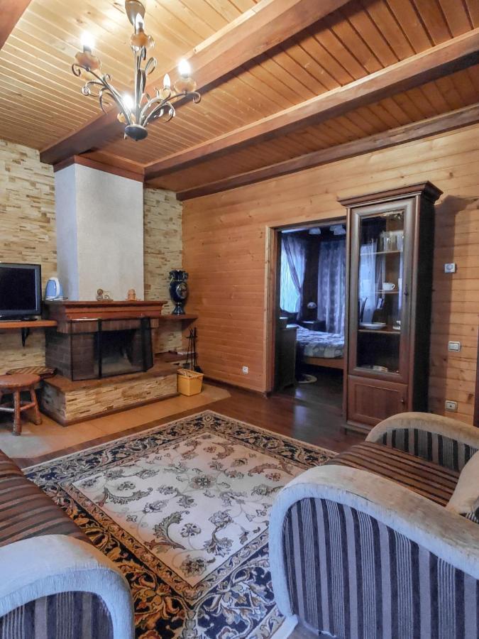 Elf-Cottage Tur'ya Paseka Ngoại thất bức ảnh