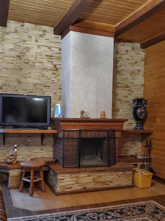 Elf-Cottage Tur'ya Paseka Ngoại thất bức ảnh
