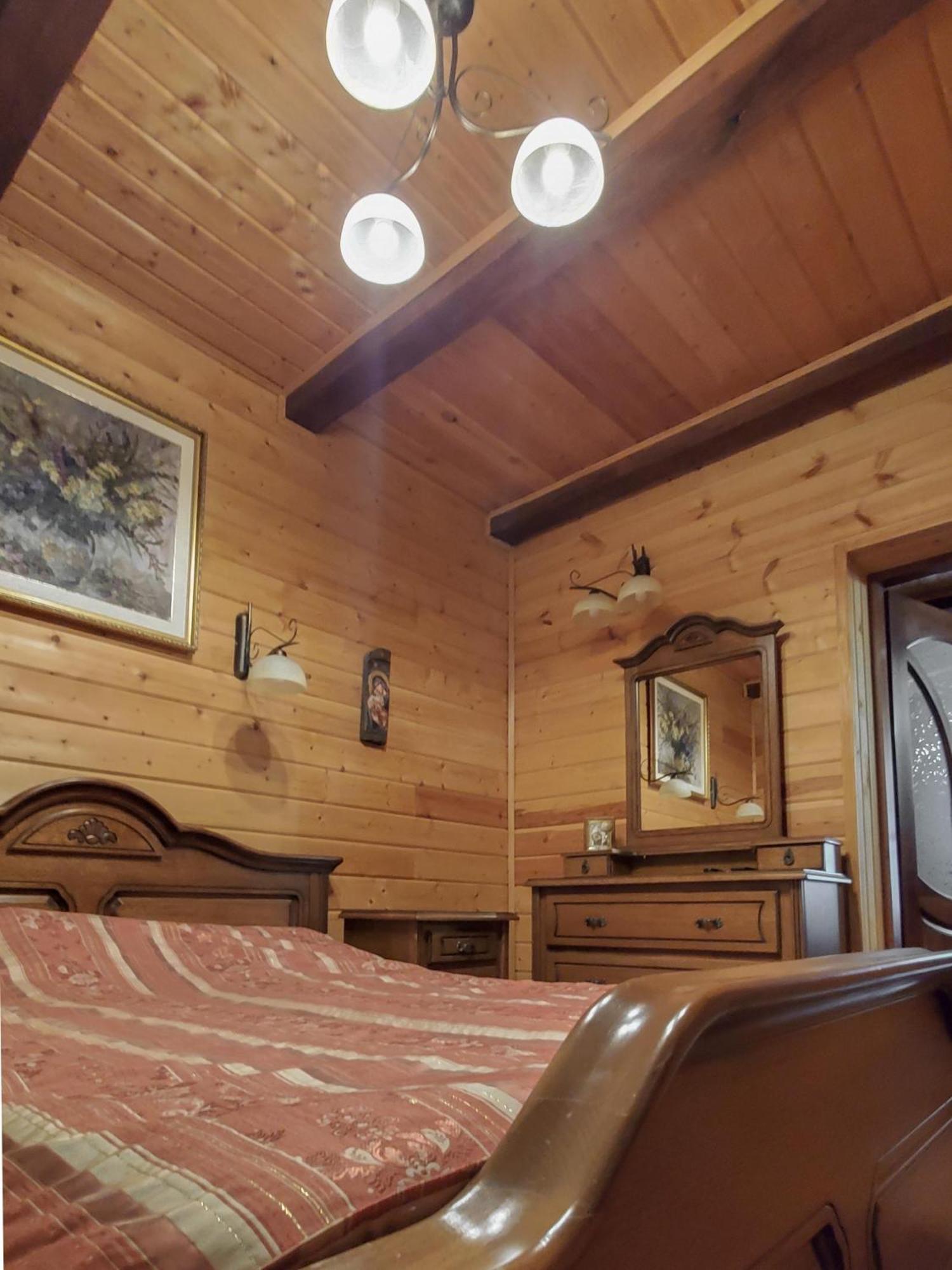 Elf-Cottage Tur'ya Paseka Ngoại thất bức ảnh