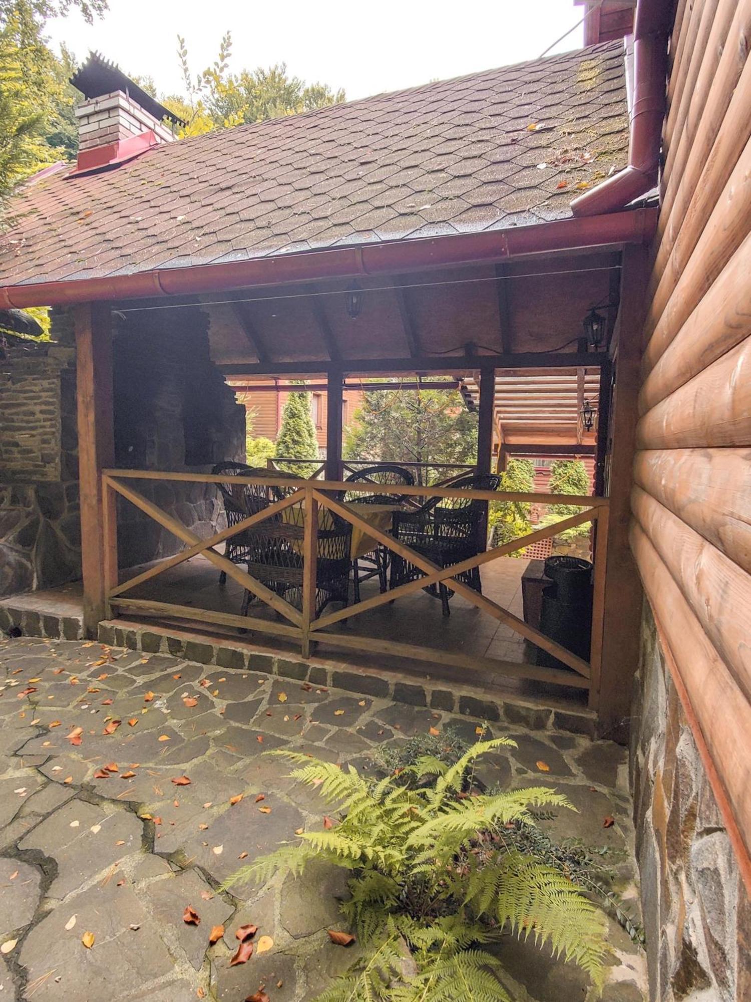 Elf-Cottage Tur'ya Paseka Ngoại thất bức ảnh