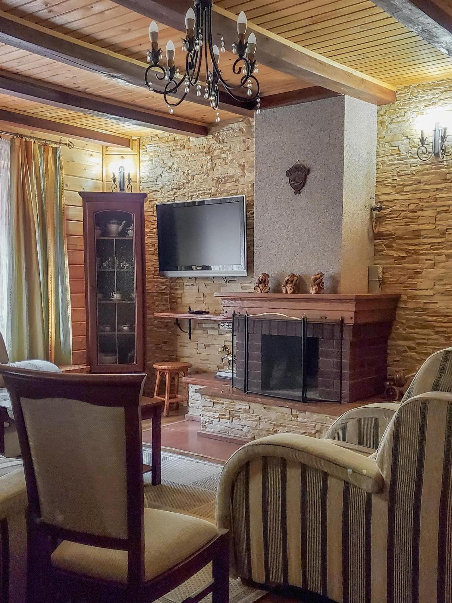 Elf-Cottage Tur'ya Paseka Ngoại thất bức ảnh