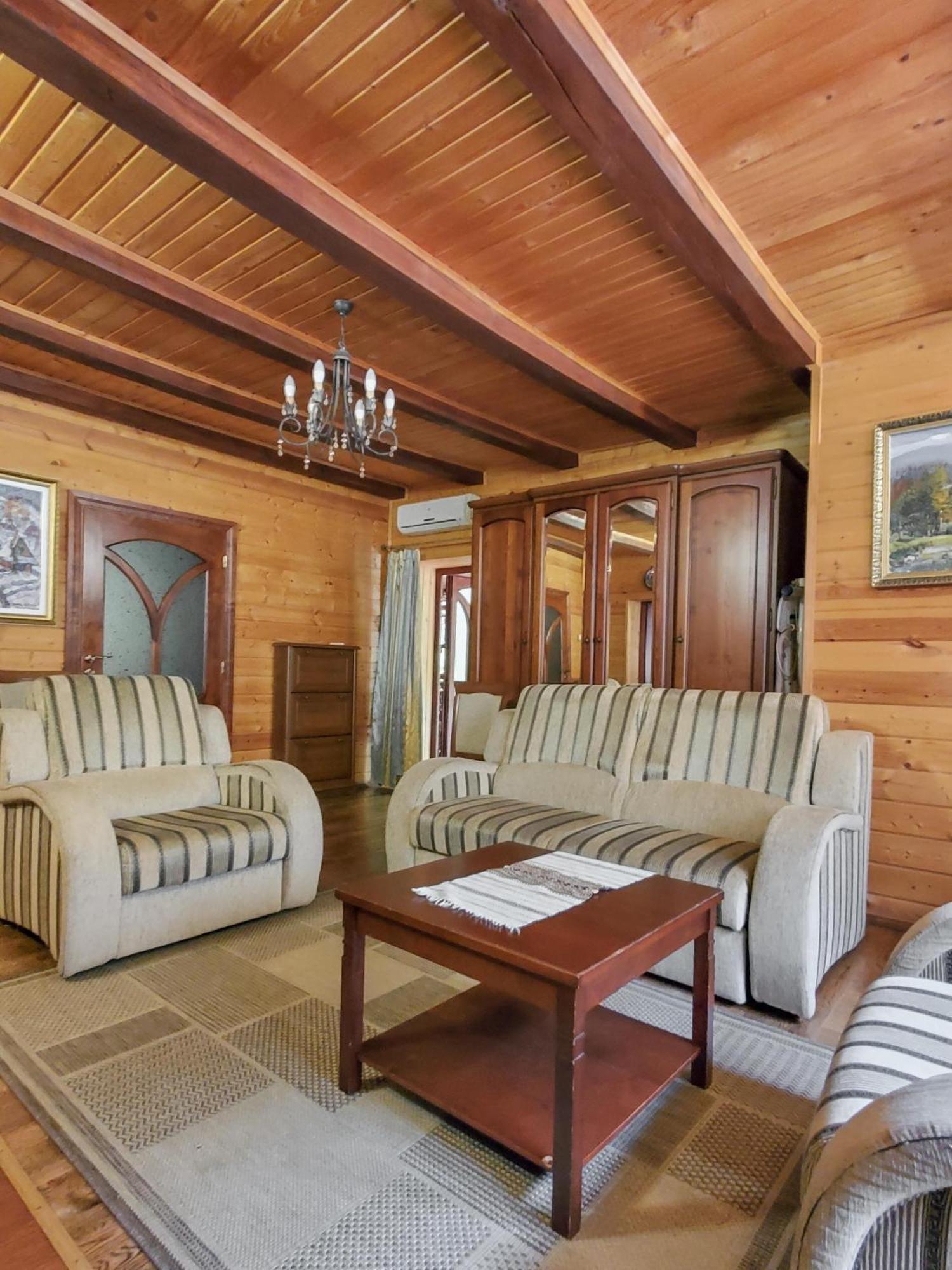 Elf-Cottage Tur'ya Paseka Ngoại thất bức ảnh