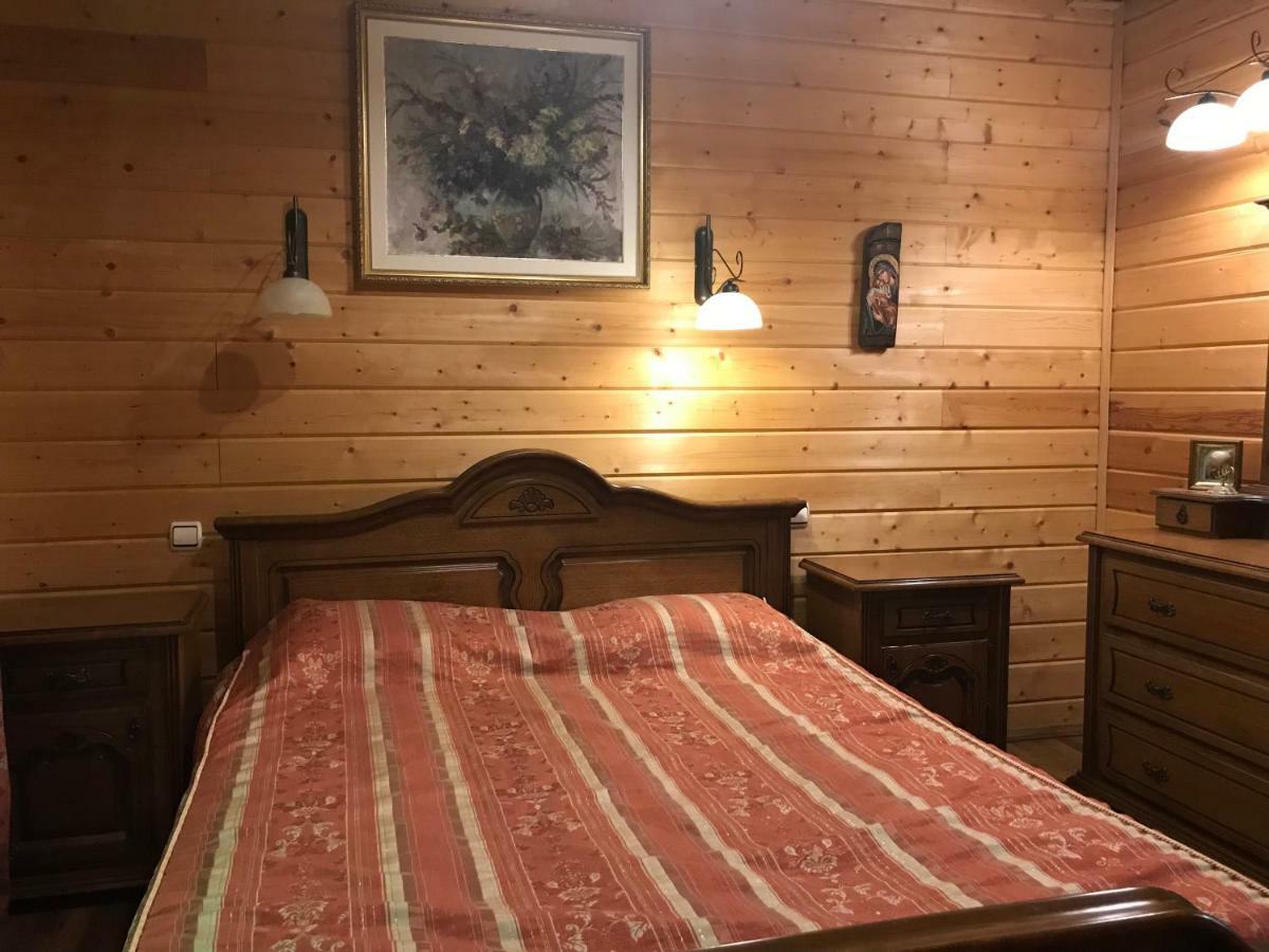 Elf-Cottage Tur'ya Paseka Ngoại thất bức ảnh