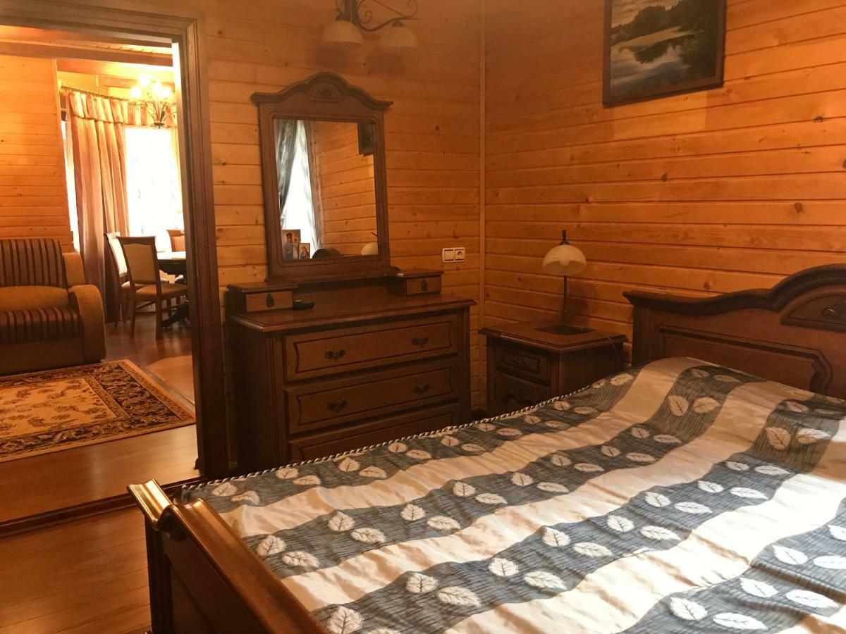 Elf-Cottage Tur'ya Paseka Ngoại thất bức ảnh