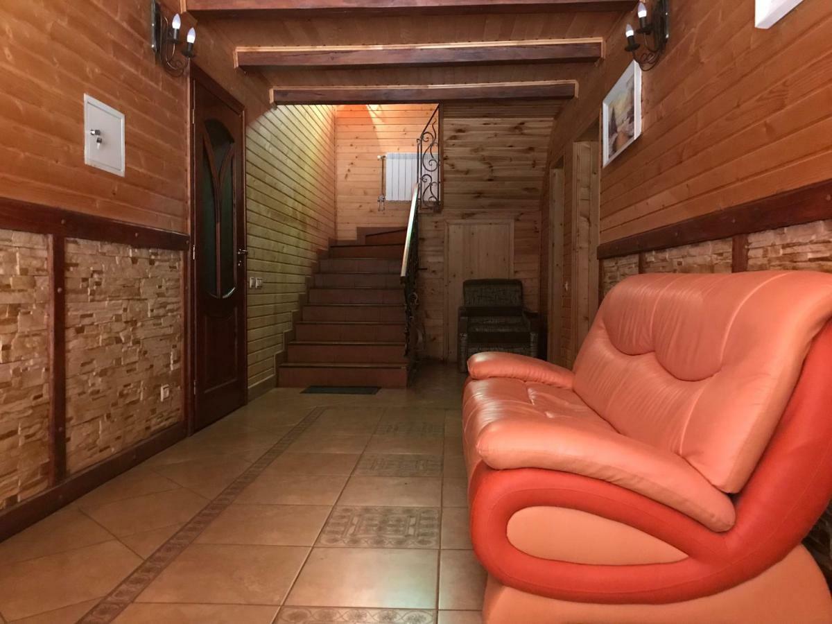 Elf-Cottage Tur'ya Paseka Ngoại thất bức ảnh